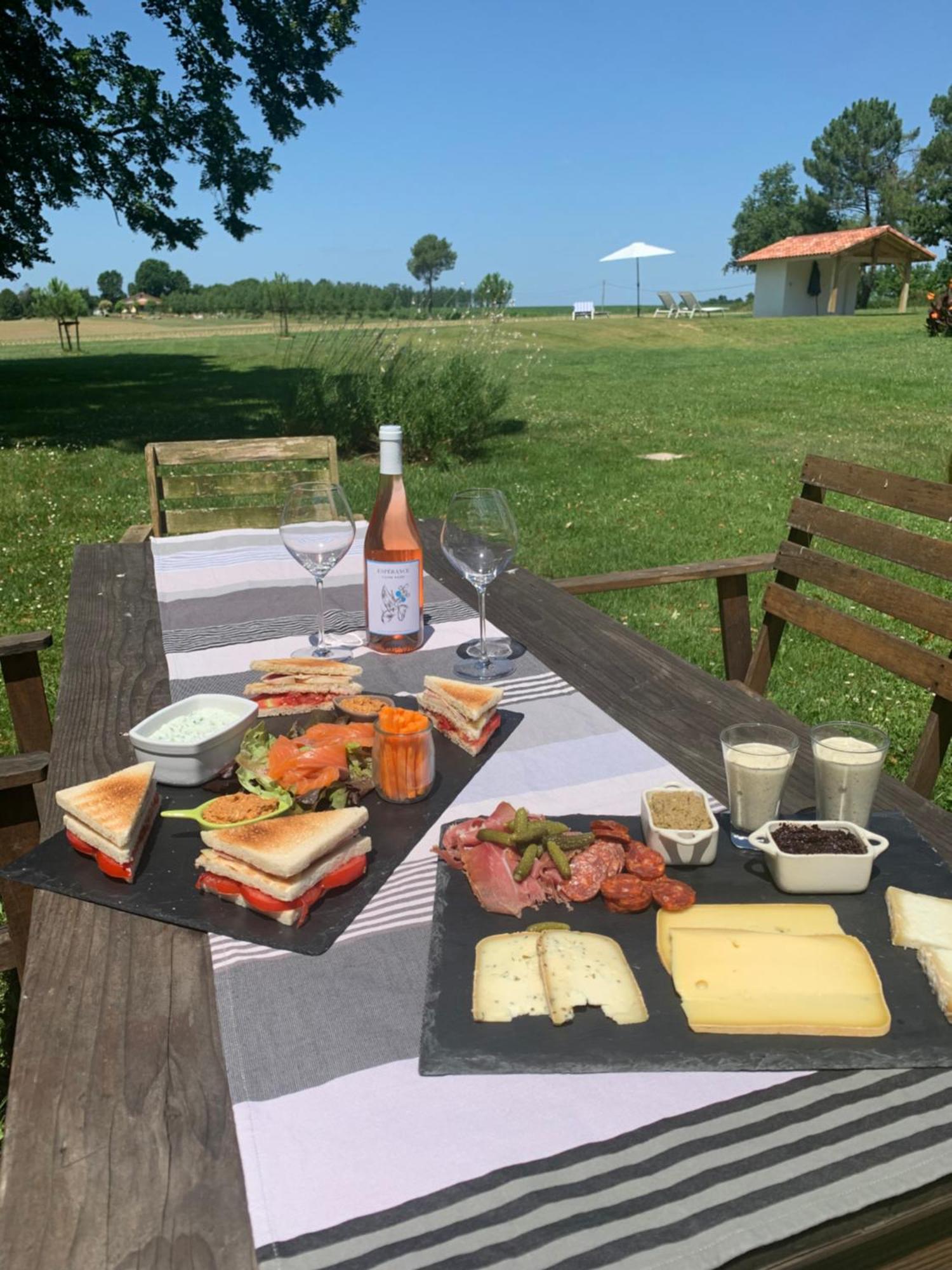 Le Poutic Gite Et Maison D'Hotes Creon-d'Armagnac Kültér fotó